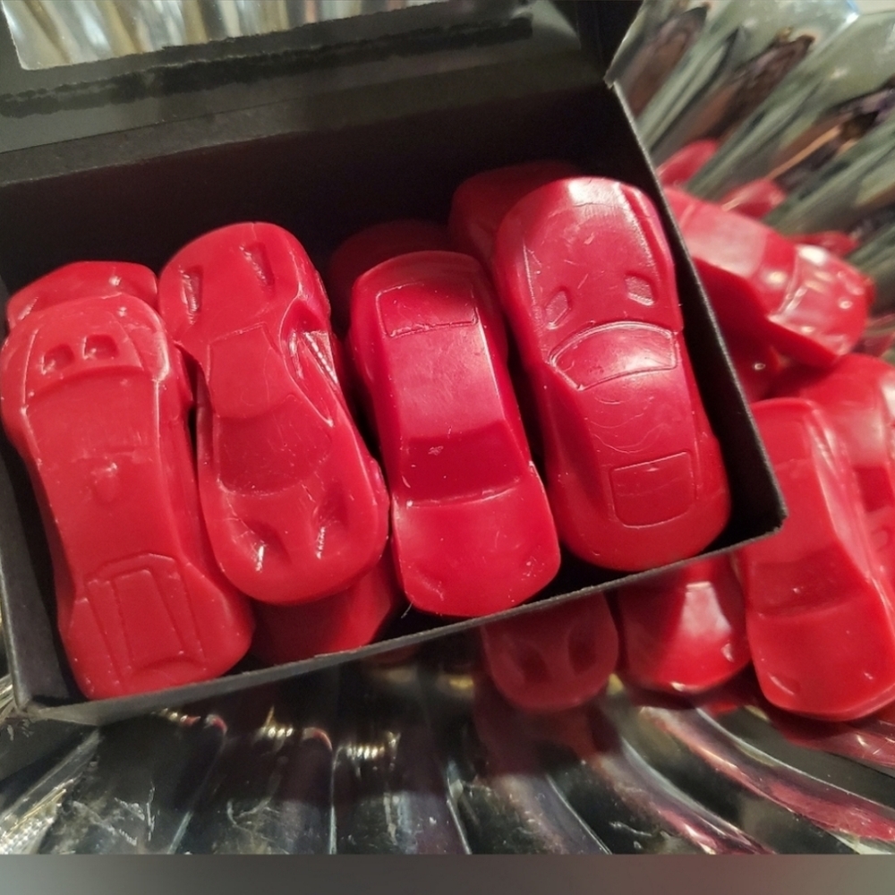 Home Made Candles - Picture 2 of 9